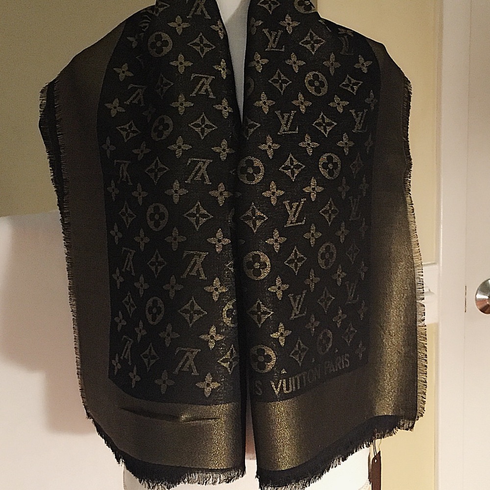 LV Reversible Shine Shawl Scarf, Black & Navy Blue